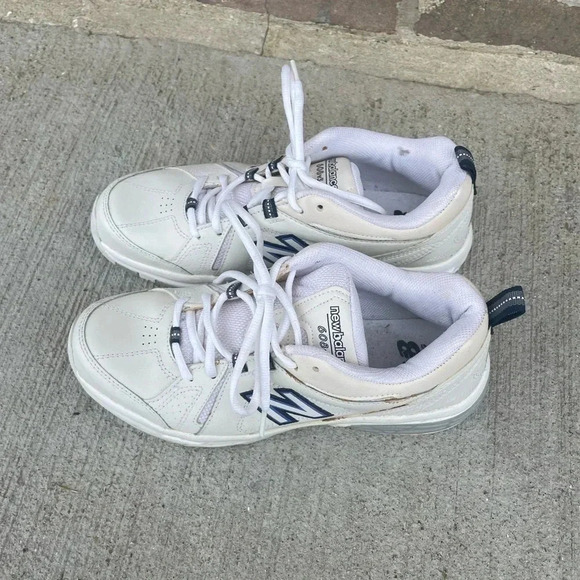 New Balance Shoes Womens Size 10 608V3 White Walking Comfort Lace Up WX608V3W - Picture 2 of 8